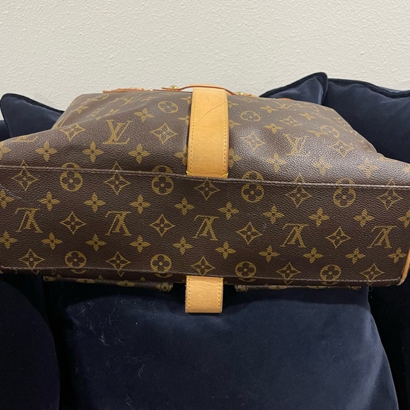 Manhattan Handbag Monogram Canvas GM - Picture 7 of 11